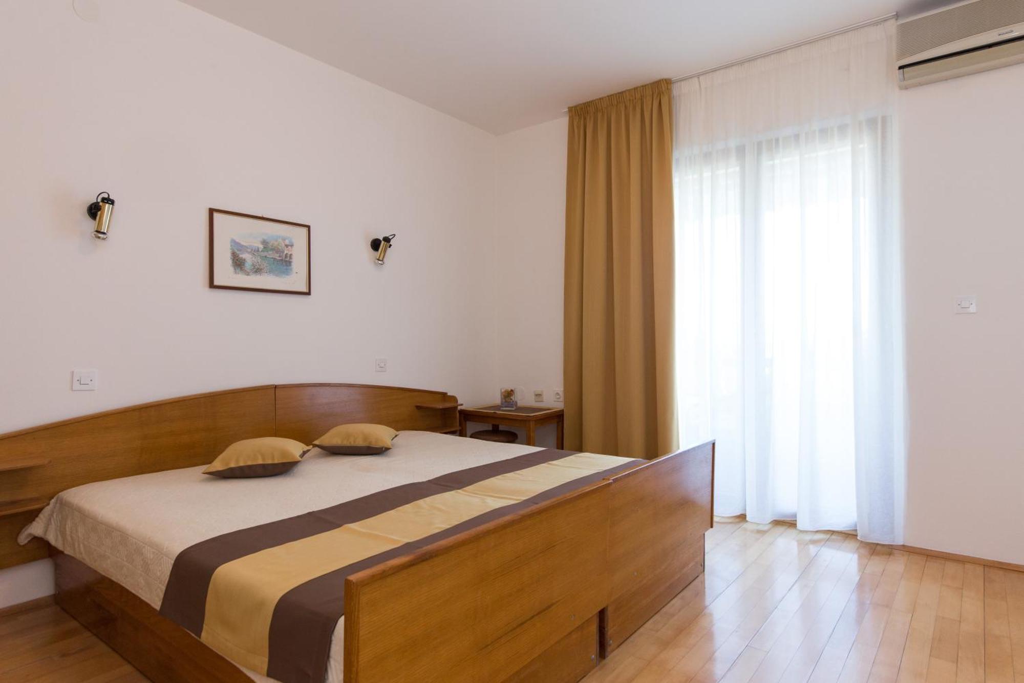 Apartment & Room Dinka, Krk Krk Town Camera foto